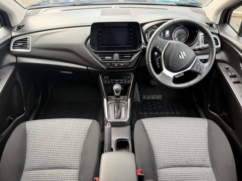 Suzuki S Cross Motion Hev 1.5 Red #24