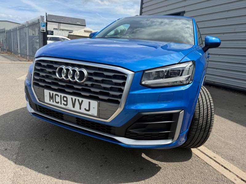 Audi Q2 30 Tdi S Line Blue #4
