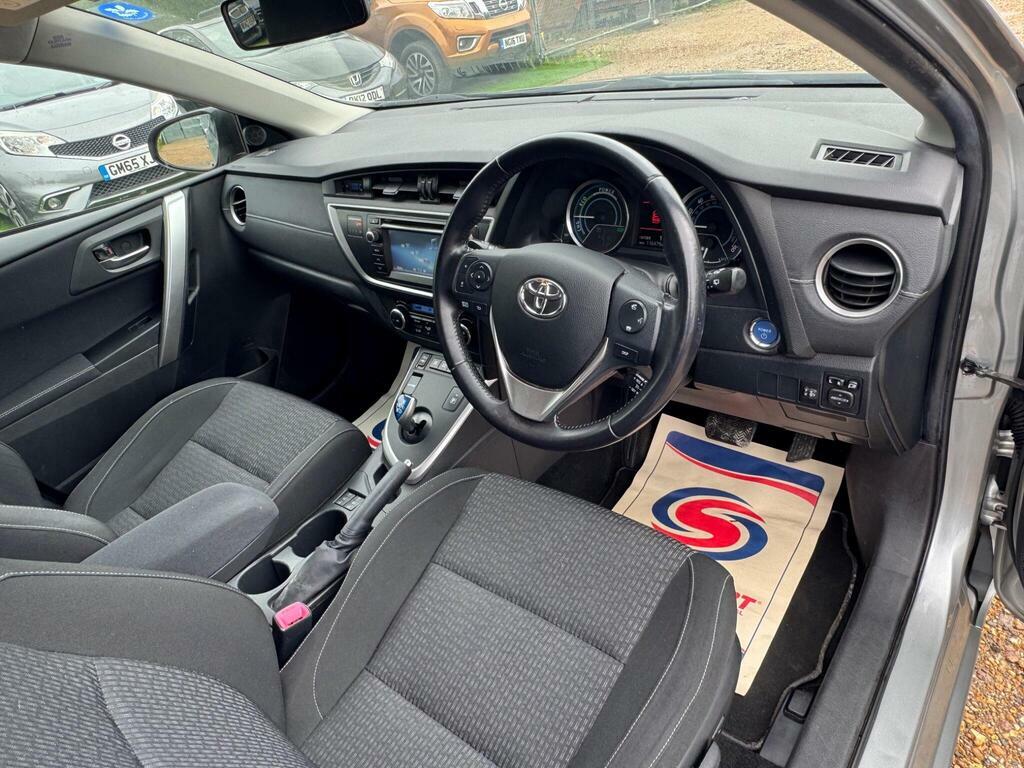 Toyota Auris Hatchback Grey #33