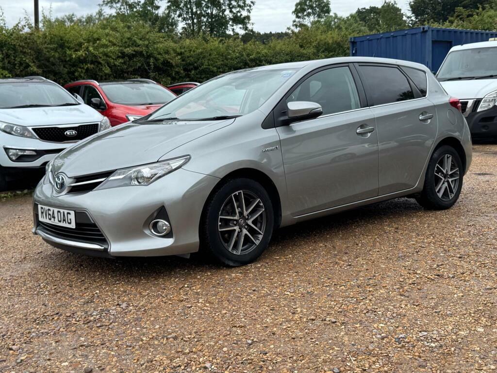 Toyota Auris Hatchback Grey #16