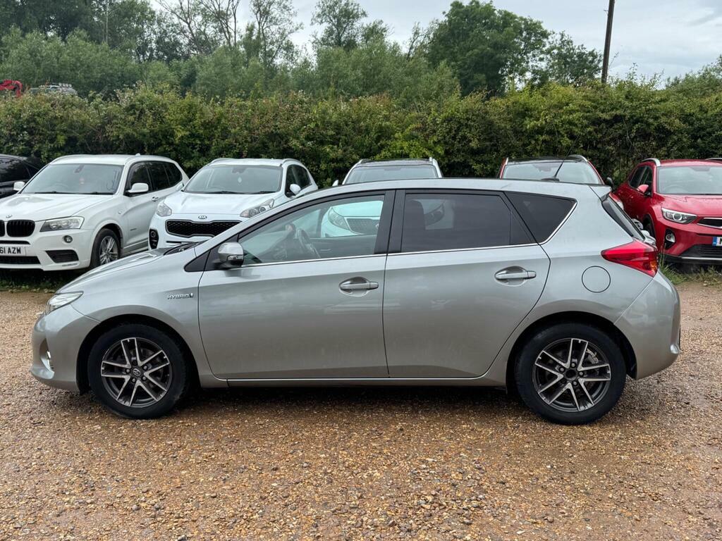 Toyota Auris Hatchback Grey #31