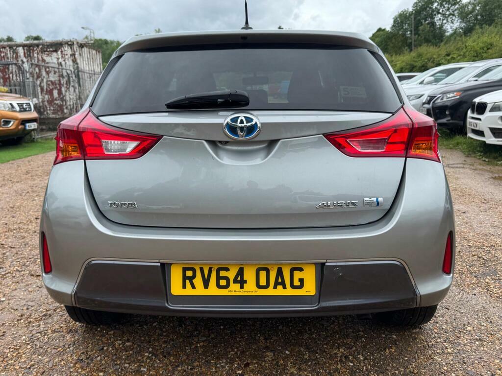 Toyota Auris Hatchback Grey #28