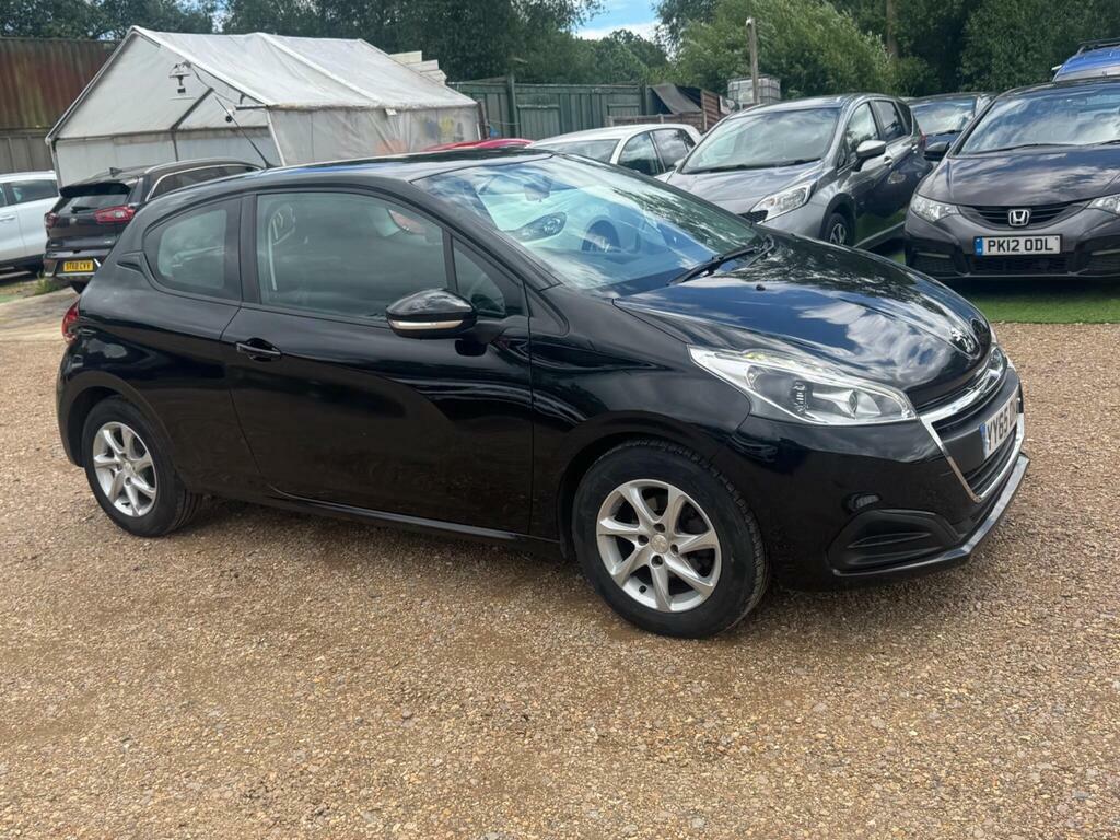 Peugeot 208 1.2 Puretech Active Euro 6 Black #5