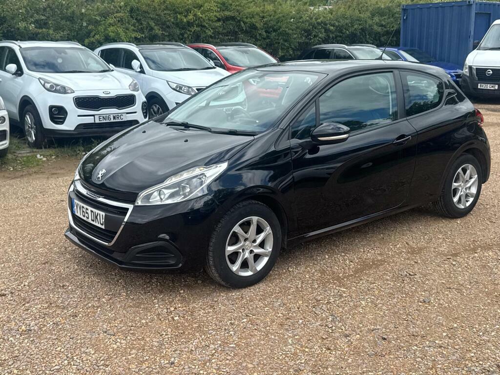 Peugeot 208 Active Black #15