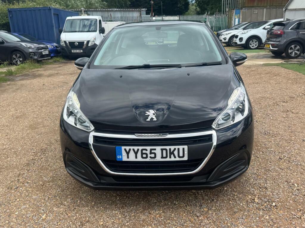 Peugeot 208 Active Black #21