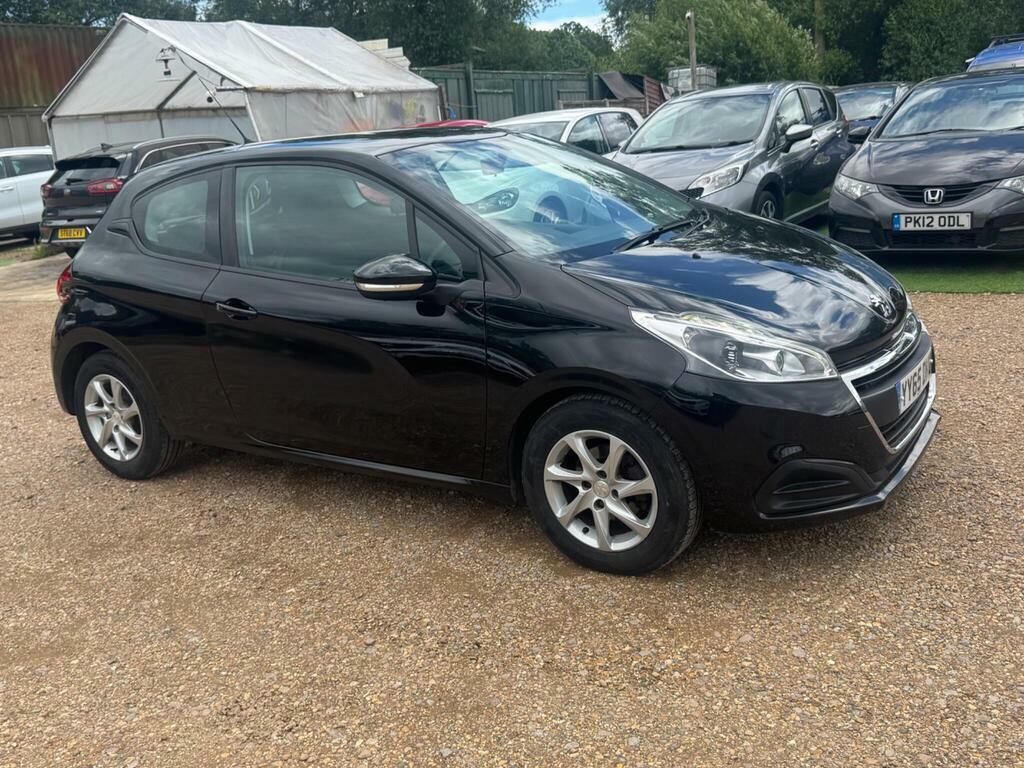 Peugeot 208 1.2 Puretech Active Euro 6 Black #4