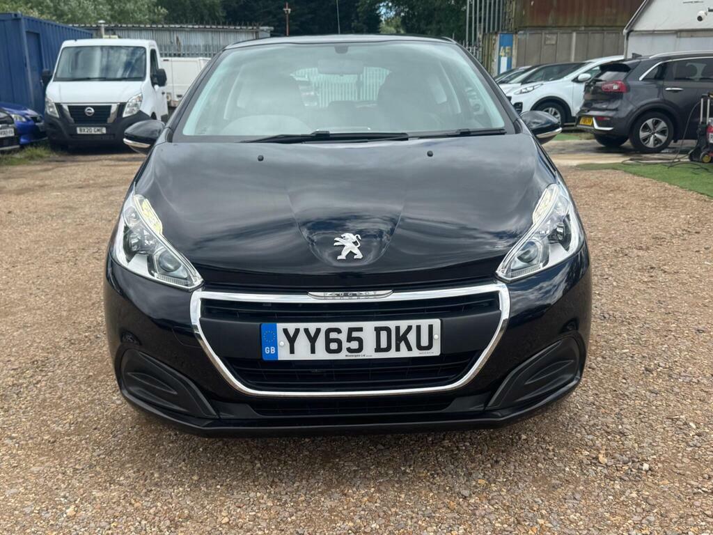 Peugeot 208 Active Black #23