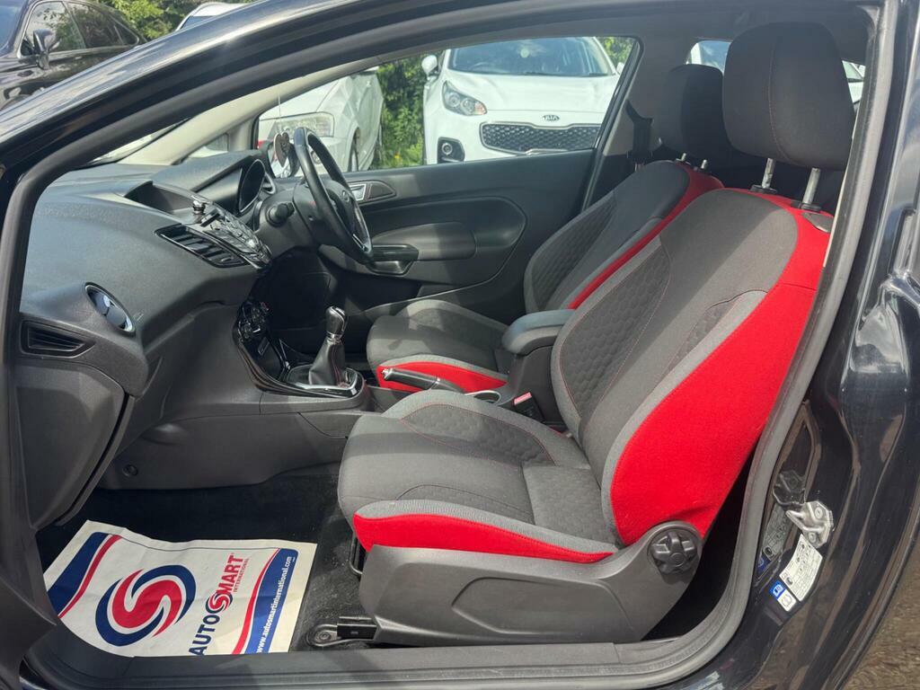 Ford Fiesta St-line Grey #41