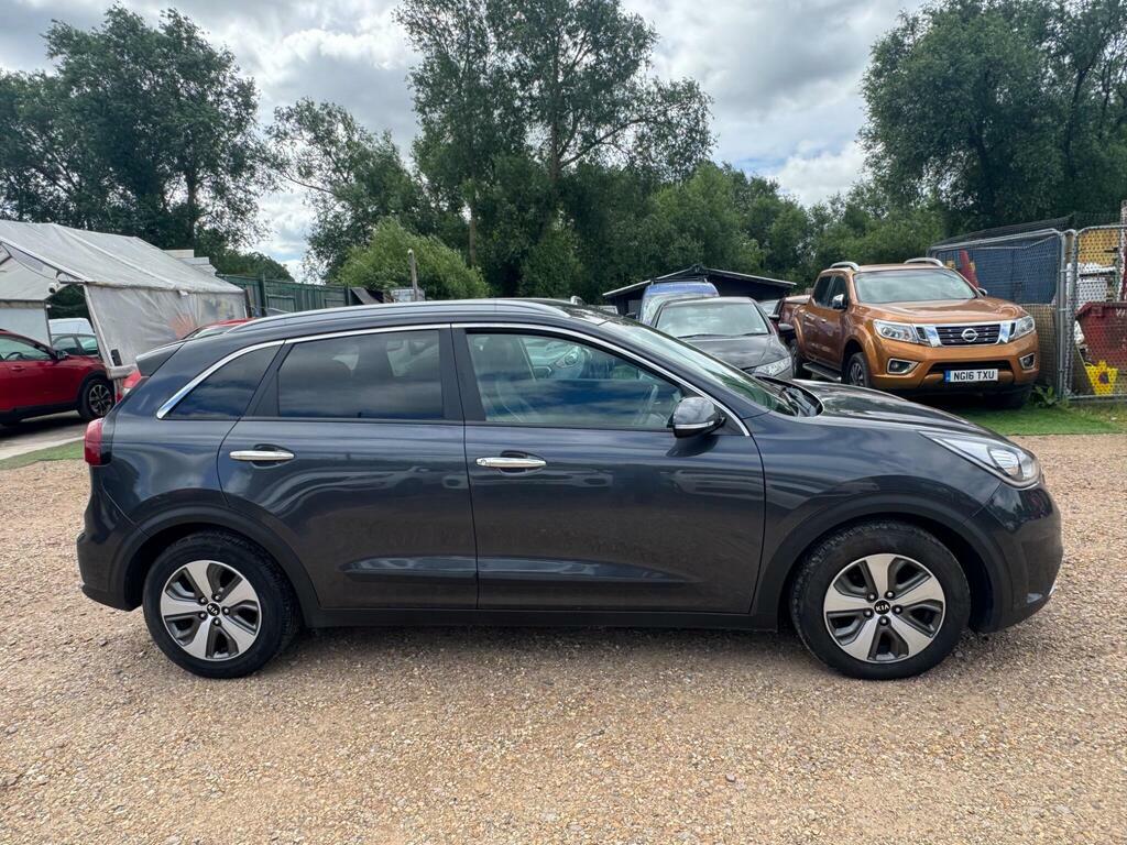 Kia Niro 3 Grey #46