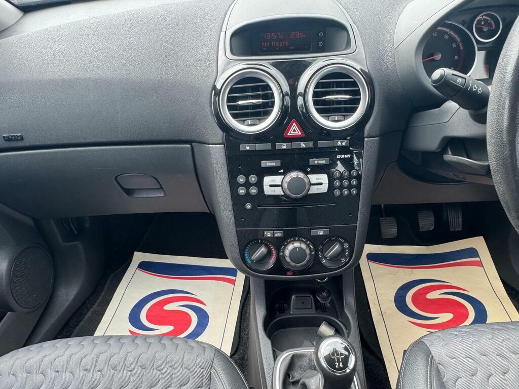 Vauxhall Corsa 1.2 Limited Edition White #38