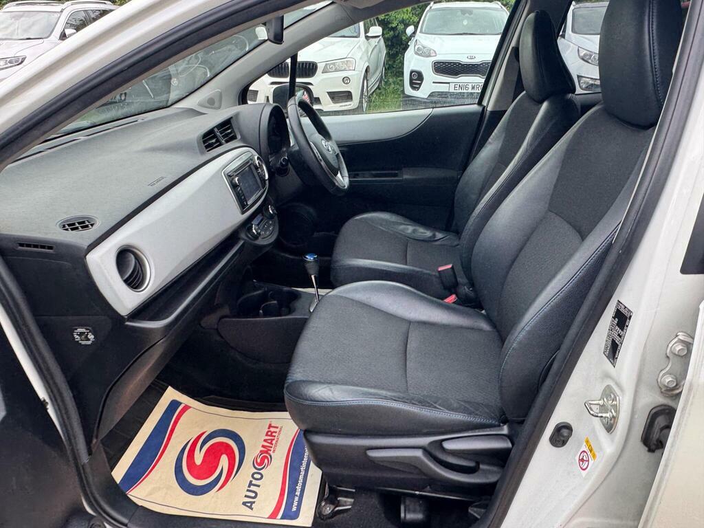 Toyota Yaris Hatchback Black #44