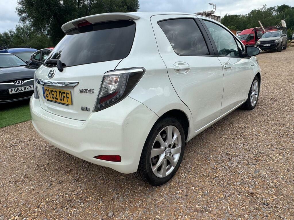 Toyota Yaris Hatchback Black #36