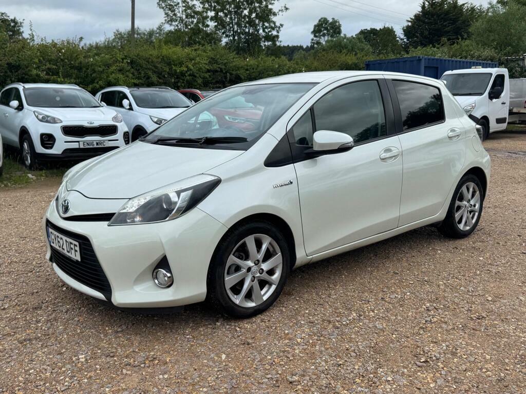 Toyota Yaris Hatchback Black #17