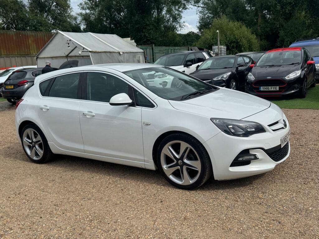 Vauxhall Astra 1.4T 16V Limited Edition Euro 5 White #2