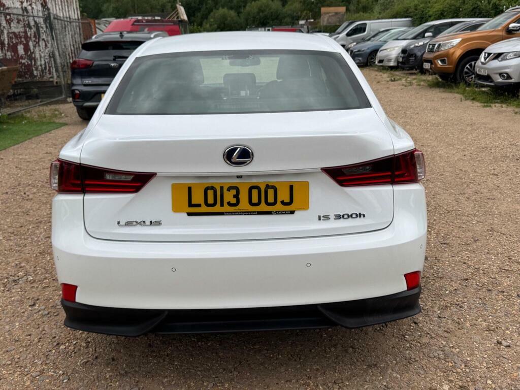 Lexus IS 2.5 300H F Sport Black #26