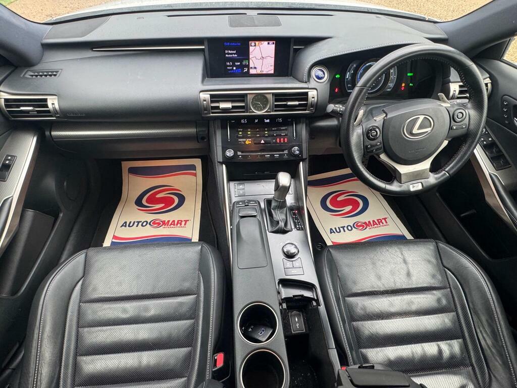 Lexus IS 2.5 300H F Sport Black #43
