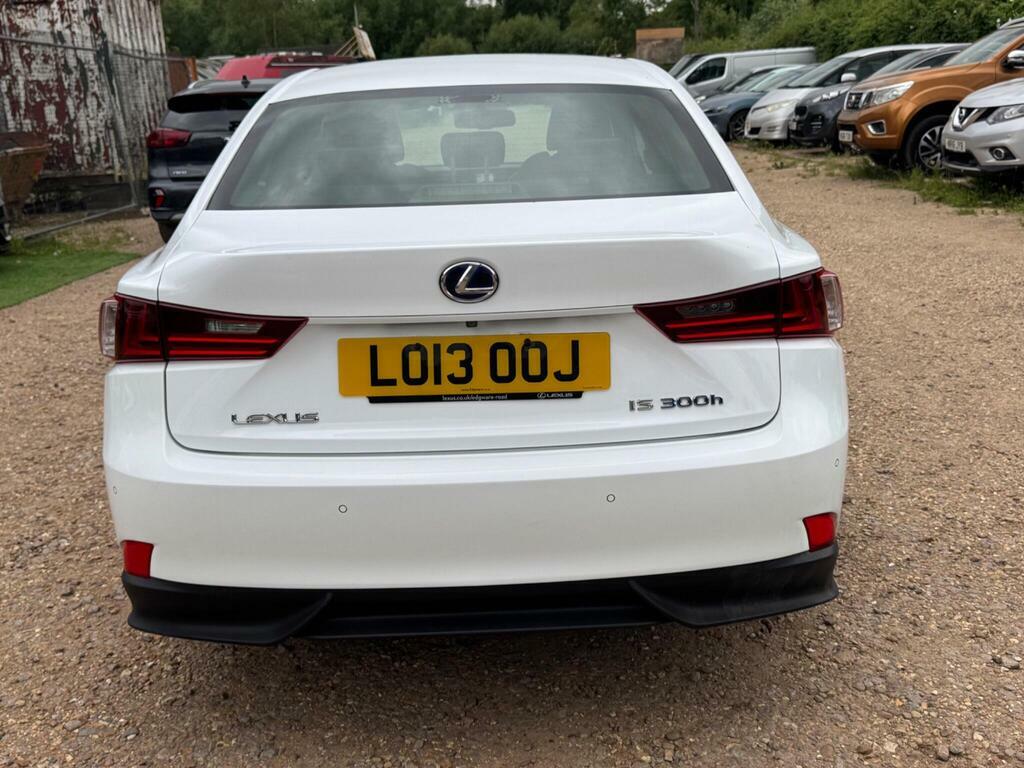 Lexus IS 2.5 300H F Sport Black #25