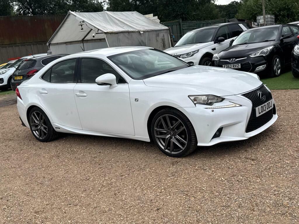 Lexus IS 2.5 300H F Sport Black #9