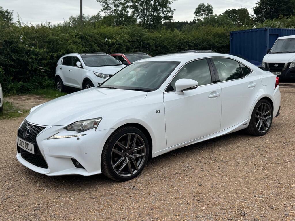 Lexus IS 2.5 300H F Sport Black #13