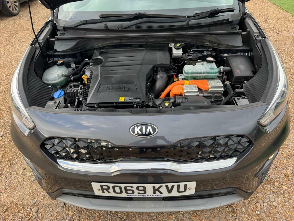 Kia Niro 1.6 Gdi Hybrid 2 Dct White #24