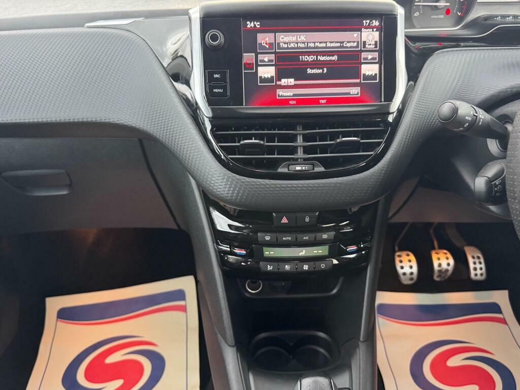 Peugeot 208 Puretech Active Hatchback Grey #50
