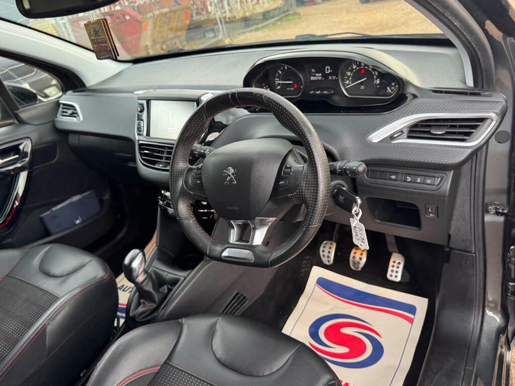 Peugeot 208 Puretech Active Hatchback Grey #38