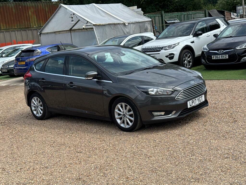 Ford Focus 1.5 Tdci Zetec Hatchback Euro 6 Red #6