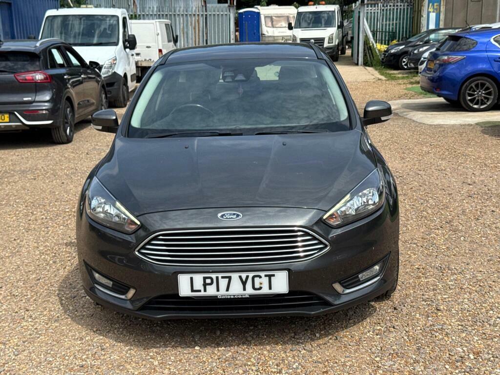 Ford Focus 1.5 Tdci Zetec Hatchback Euro 6 Red #22