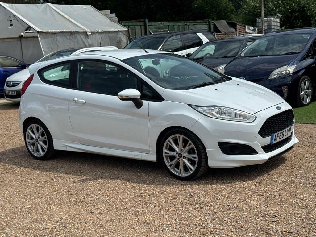 Ford Fiesta 1.0T Ecoboost Zetec S Euro 6 S S White #4