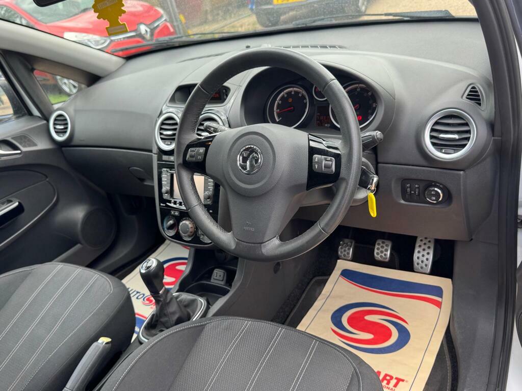 Vauxhall Corsa 1.2 16V Limited Edition Euro 5 White #47