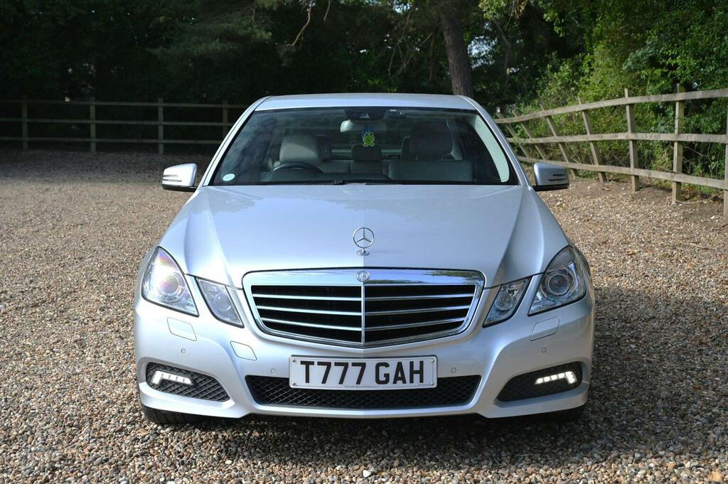 Mercedes-Benz E Class Saloon 2.1 E220 Cdi Blueefficiency Avantgarde Tipt Silver #4