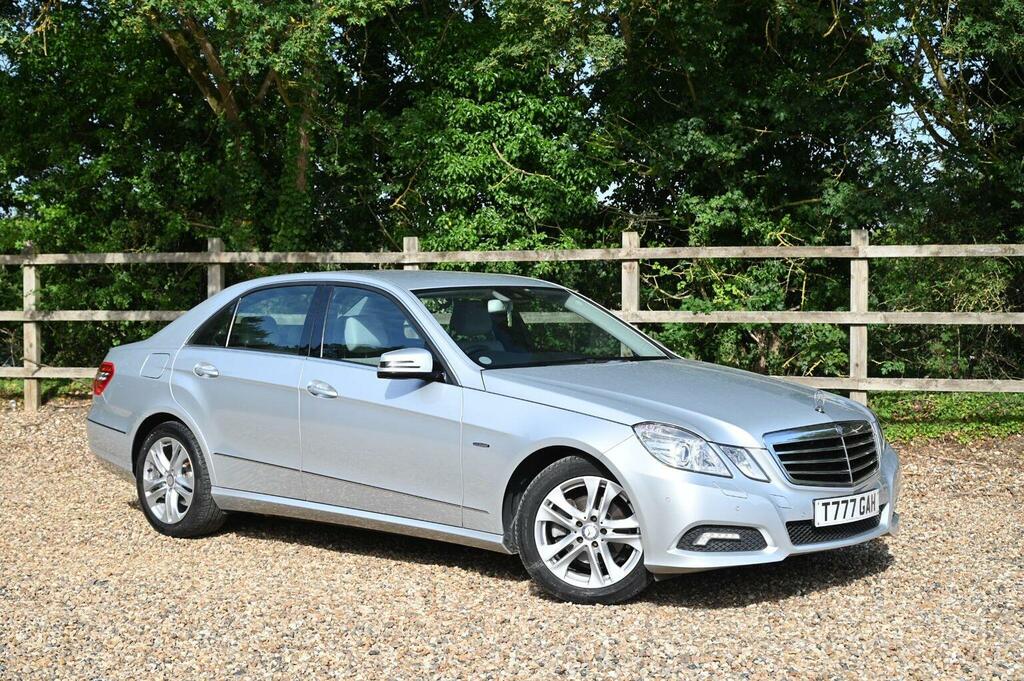 Mercedes-Benz E Class Saloon 2.1 E220 Cdi Blueefficiency Avantgarde Tipt Silver