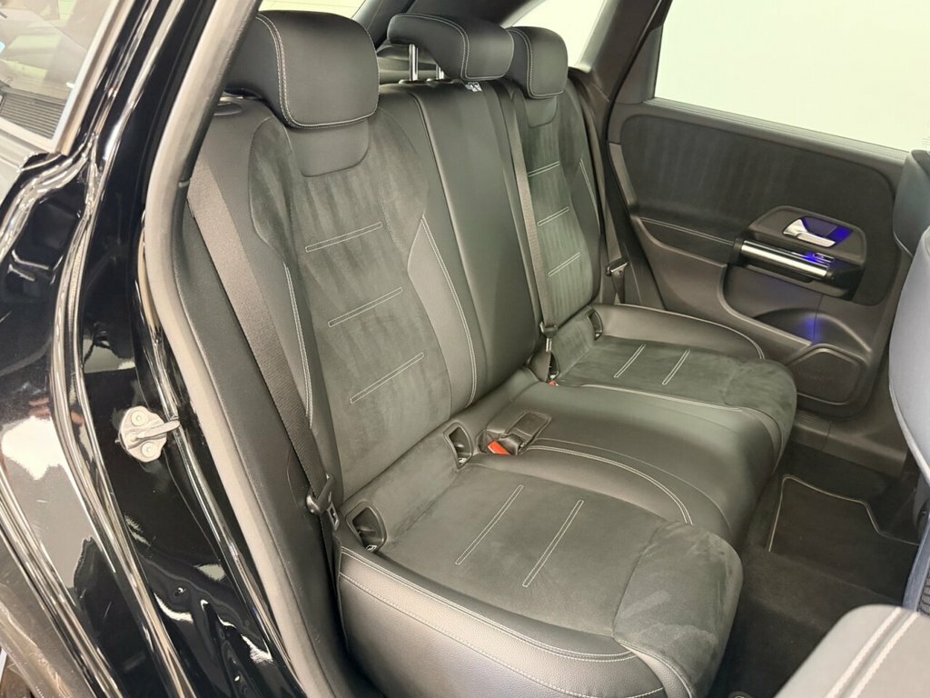 Mercedes-Benz B Class Mpv Black #5