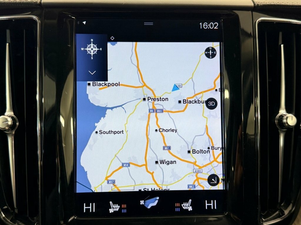 Volvo XC60 Suv KS69JWU White #2