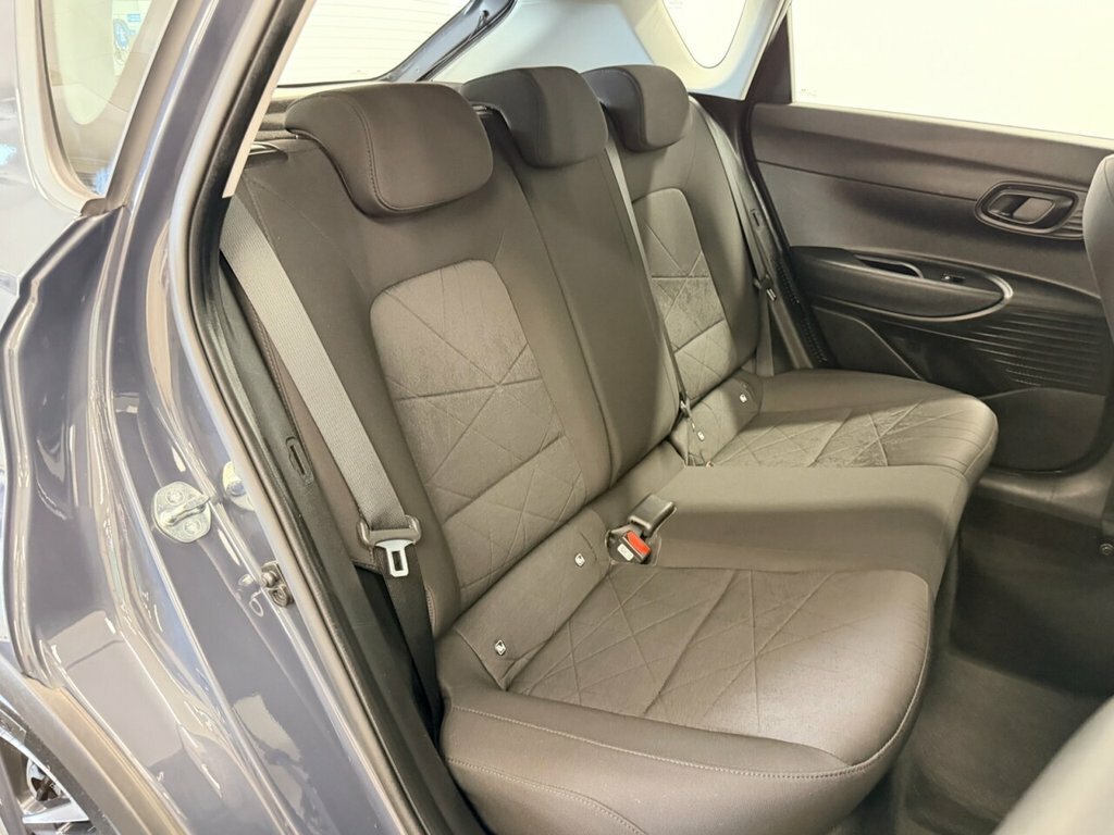 Hyundai Bayon Suv WK23VBC Grey #4