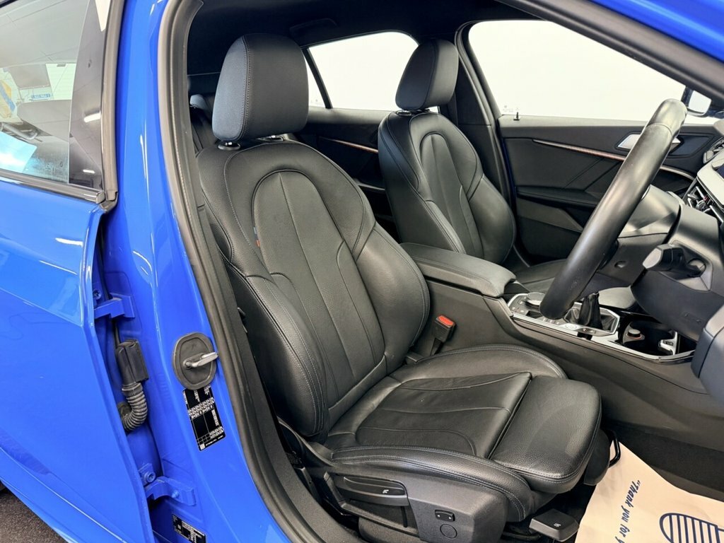 BMW 1 Series Hatchback NA70AHD Blue #2
