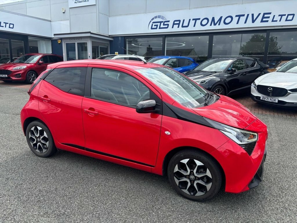Toyota Aygo Hatchback Red