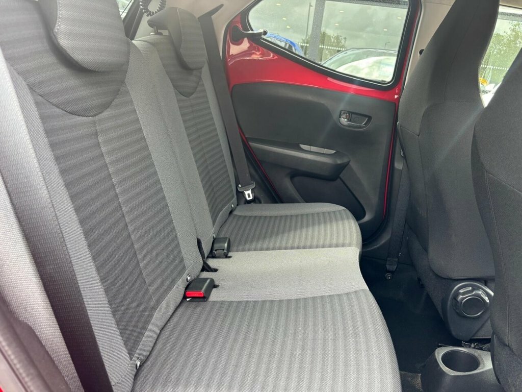 Toyota Aygo Hatchback DV19BNL Red #4