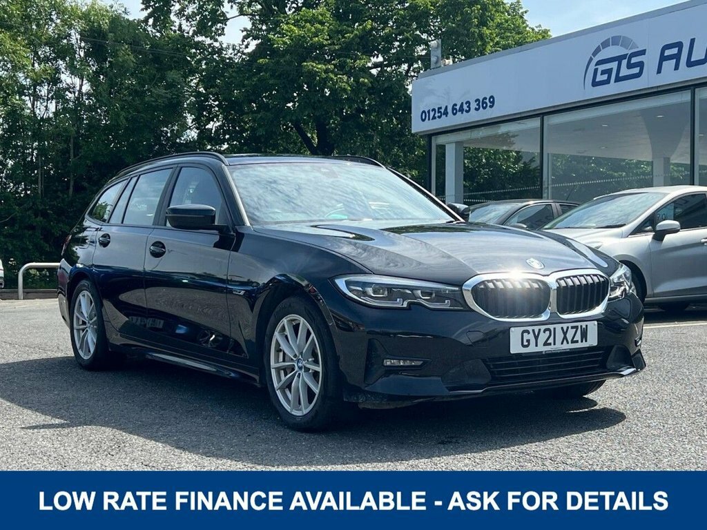 BMW 3 Series Estate GY21XZW Black