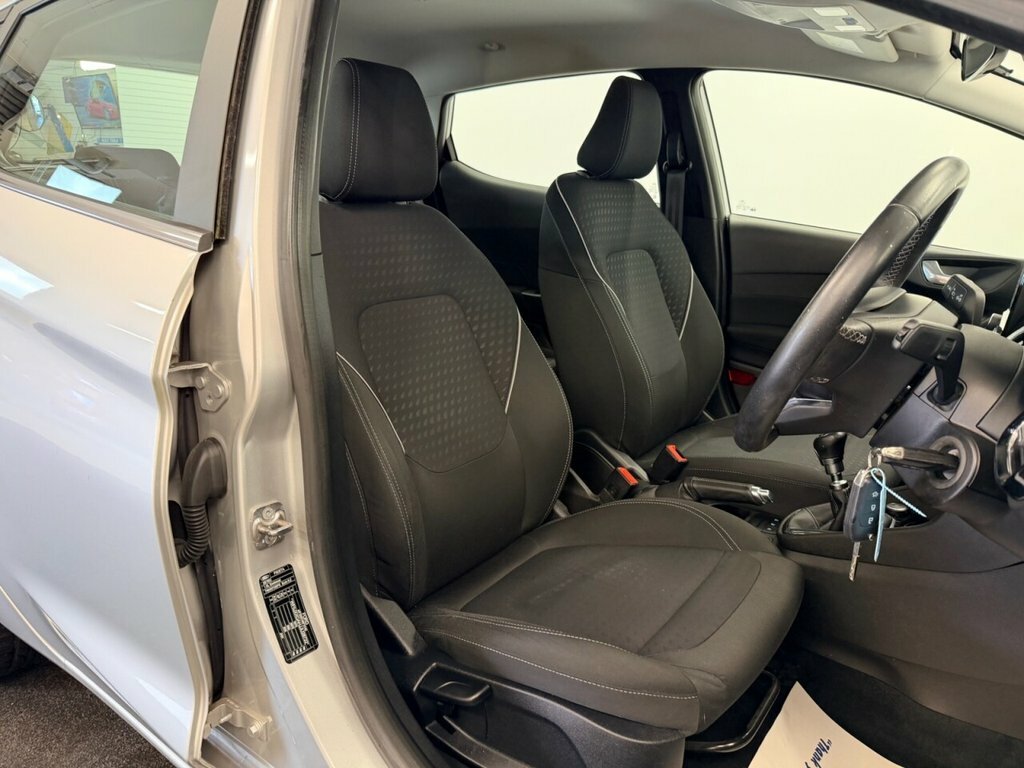 Ford Fiesta 1L Zetec FN68KKT Grey #2