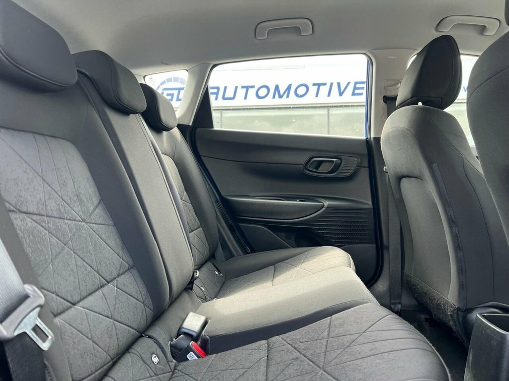 Hyundai Bayon Premium Black #18