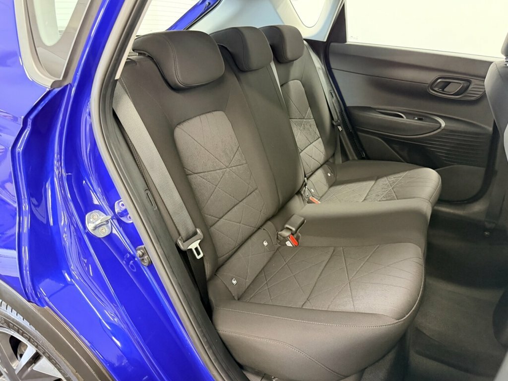 Hyundai Bayon Suv FP72SFV Blue #3