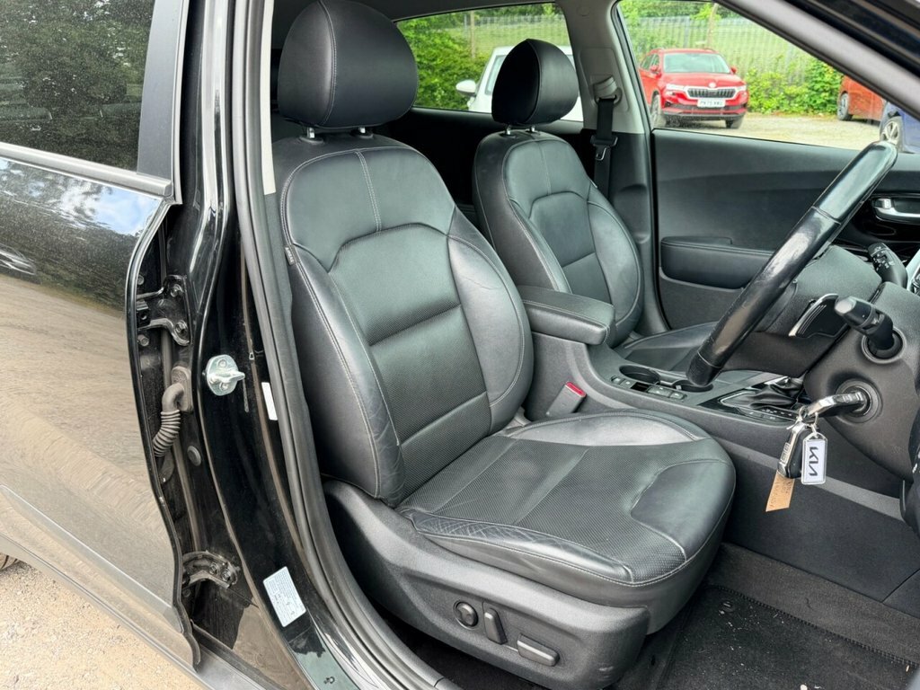 Kia Niro Suv Black #3