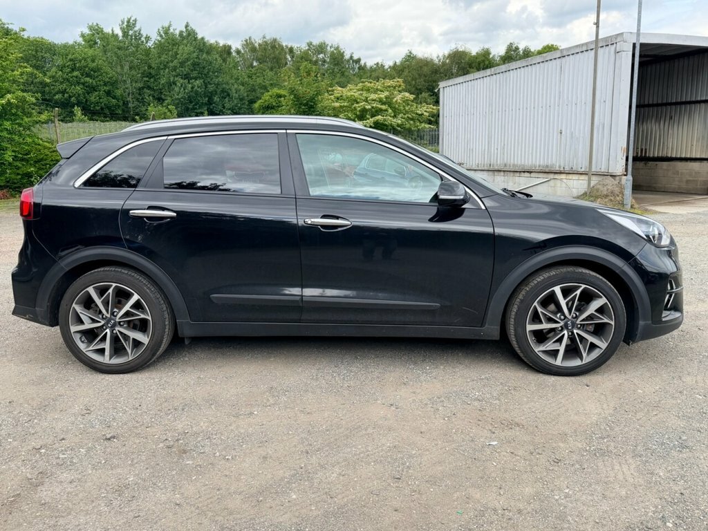 Kia Niro Suv Black #6