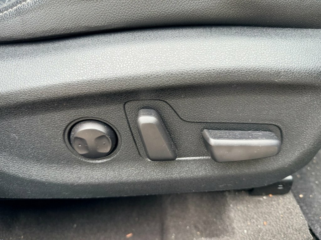 Kia Niro Suv Black #4