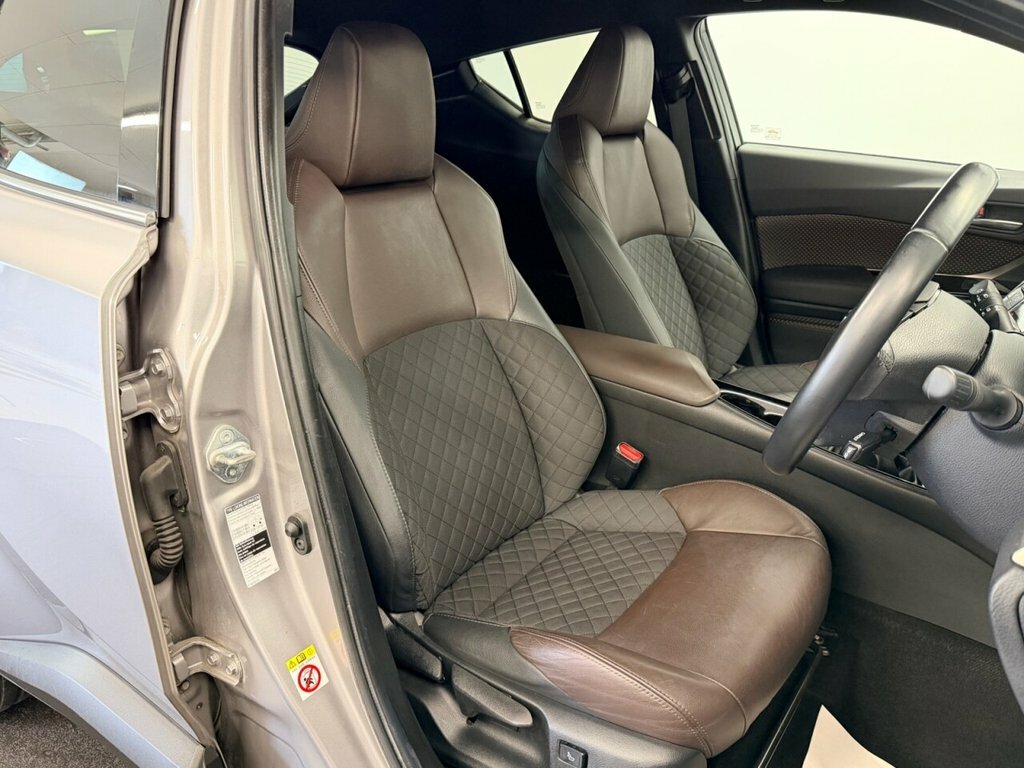 Toyota C-Hr Suv DX18YXC Grey #3