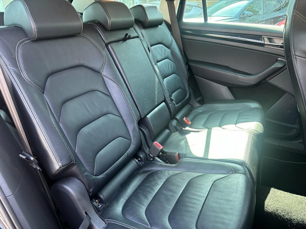 Skoda Kodiaq Se L Tsi Dsg Black #4