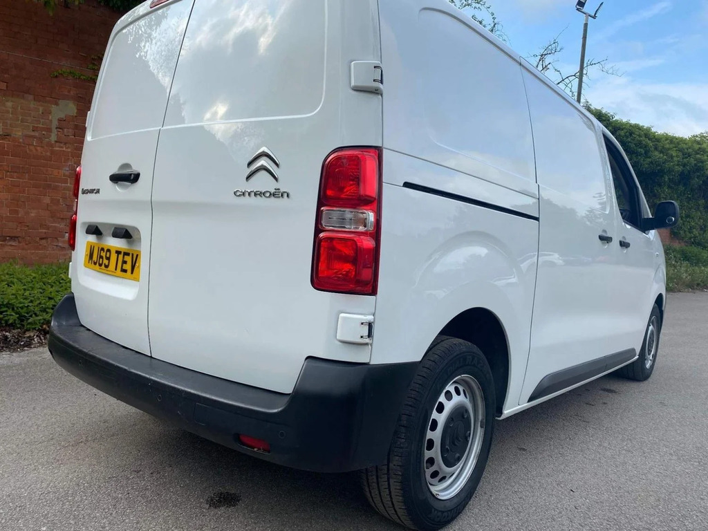Citroen Dispatch Panel Van 2.0 Bluehdi 1400 Enterprise M Fwd 2 Euro White #2