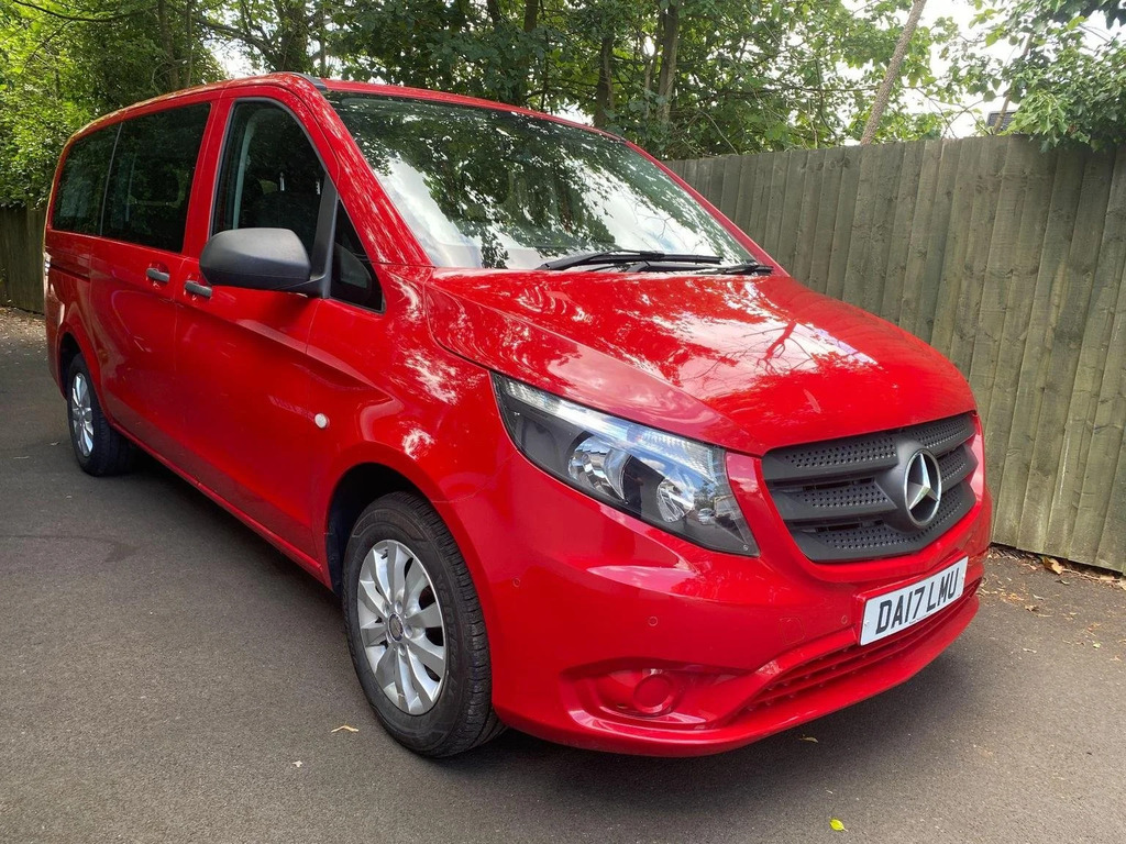Mercedes-Benz Vito Minibus 2.1 114 Cdi Bluetec Select Tourer Rwd L2 E DA17LMU Red #2