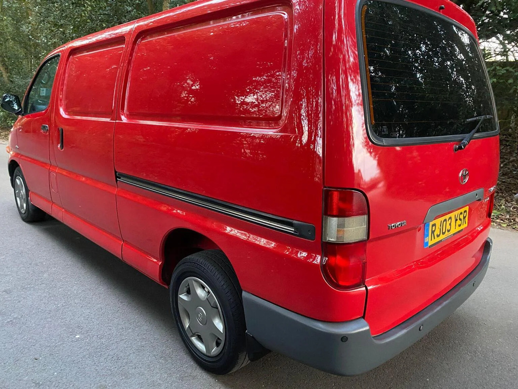 Toyota HiAce Panel Van 2.5 300 D-4d Rwd L2 H1 Ac 200303 Red #4